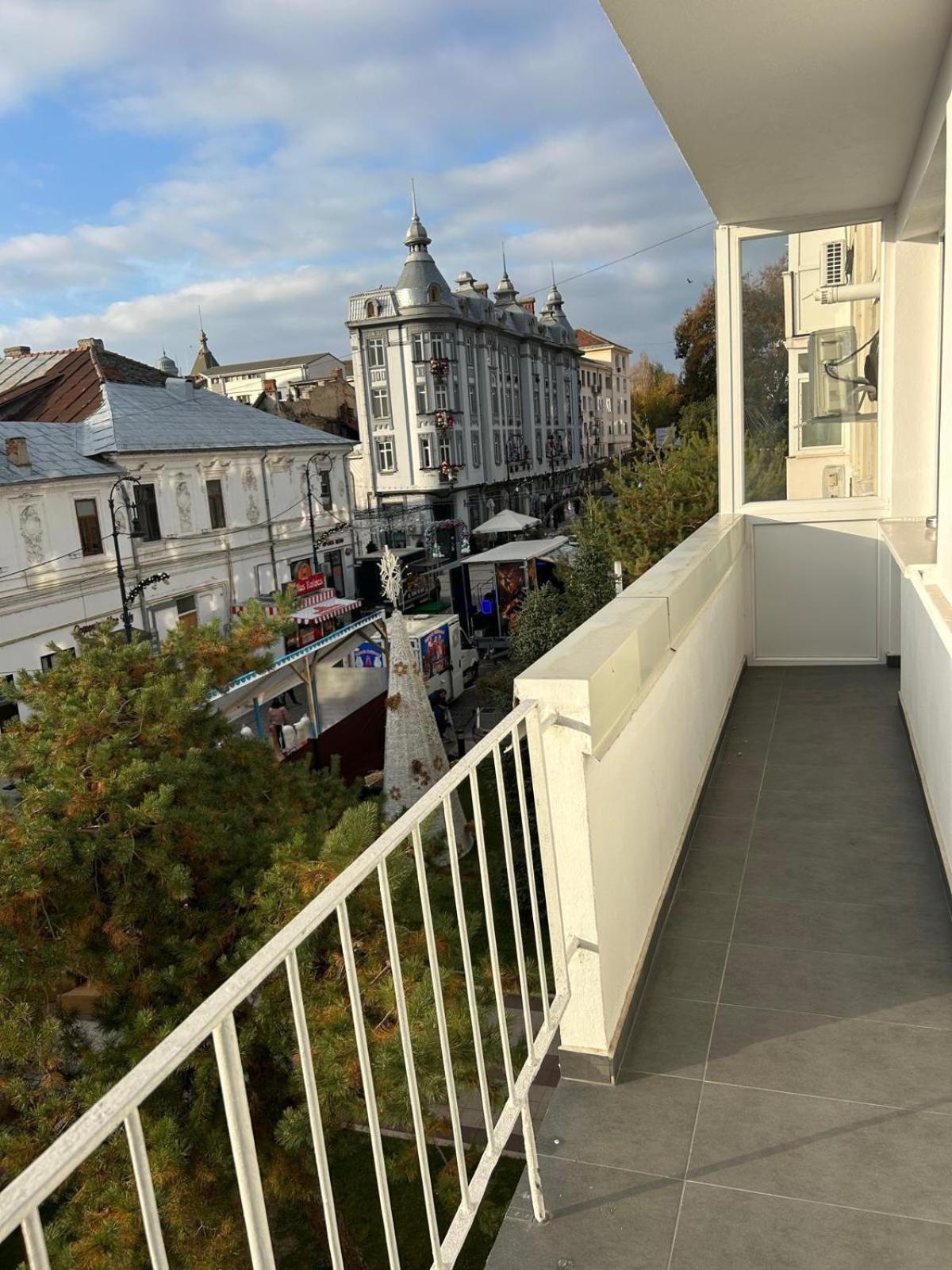 Elit Apartment Craiova Exterior photo